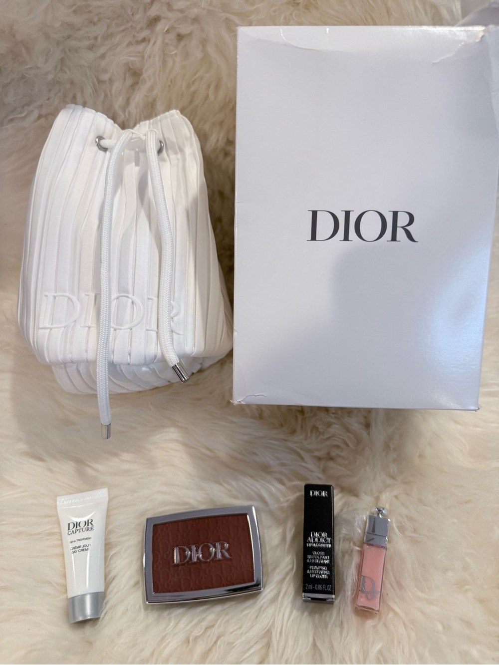 Dior White Drawstring Cosmetic Pouch set